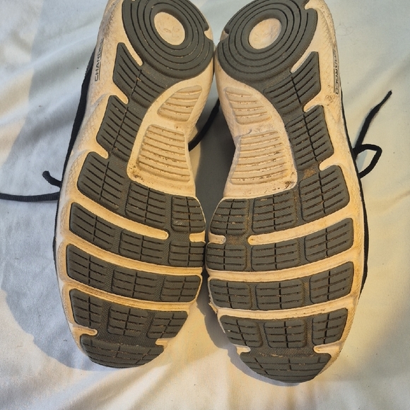 Under Armour Black and White Athletic Shoes - Picture 14 of 14